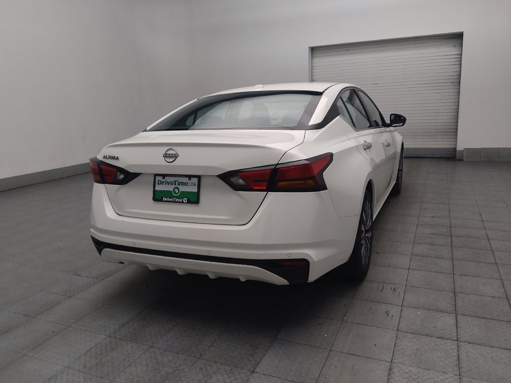 Used 2025 Nissan Altima 2.5 SV FWD image 9