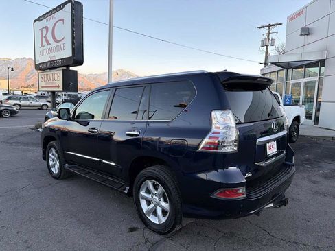 Used 2018 Lexus GX 460 image 3