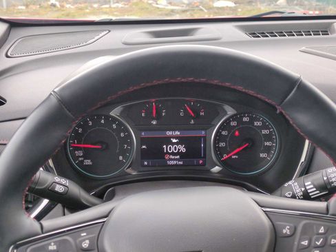 Used 2024 Chevrolet Equinox RS w/ RS Leather Package image 31