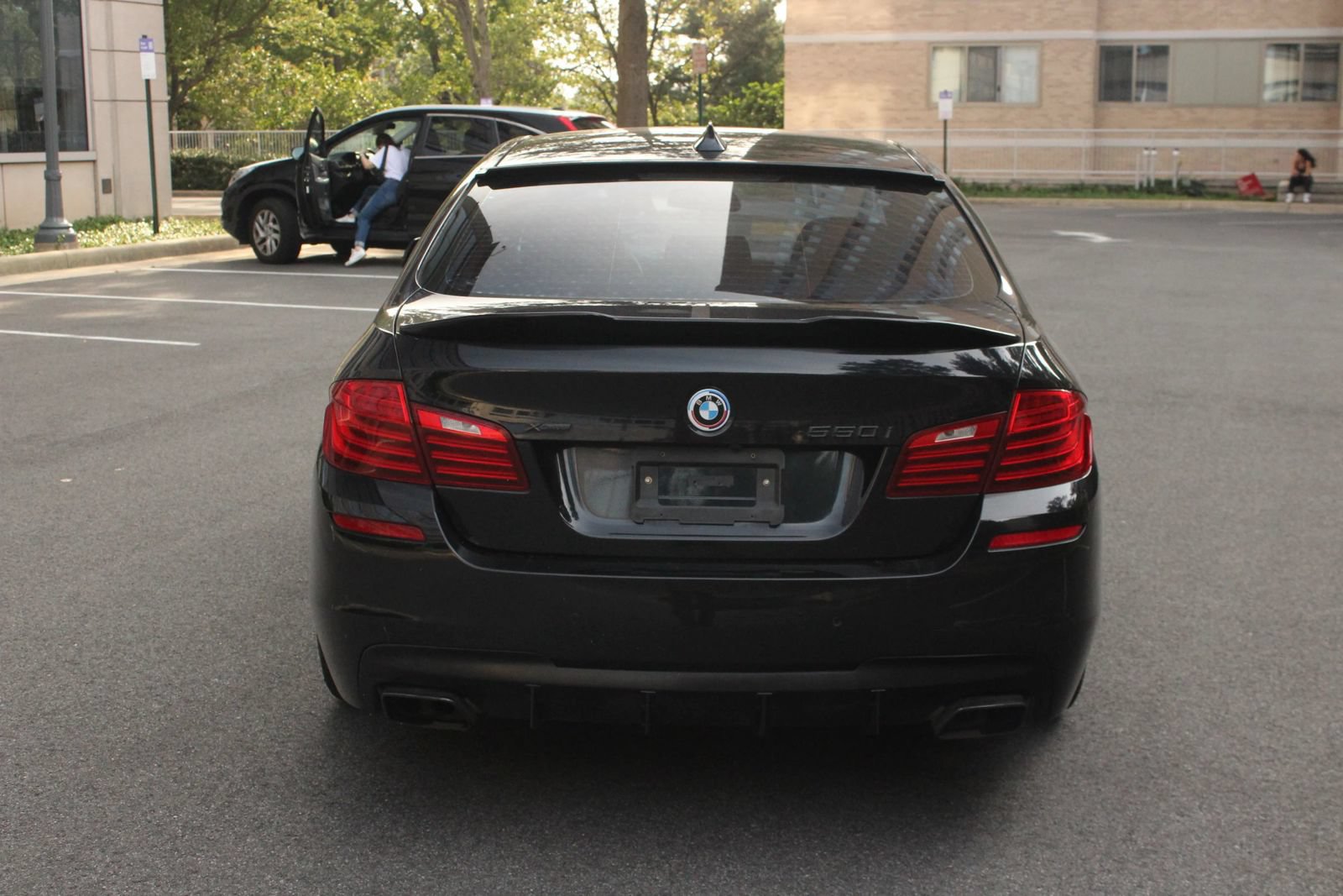 Used 2014 BMW 550i xDrive Sedan AWD/4WD image 8