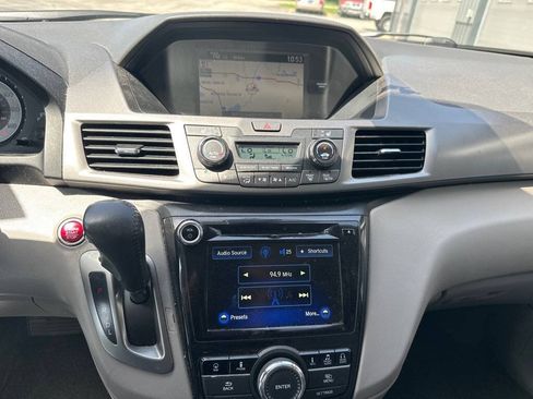 Used 2016 Honda Odyssey Touring image 12