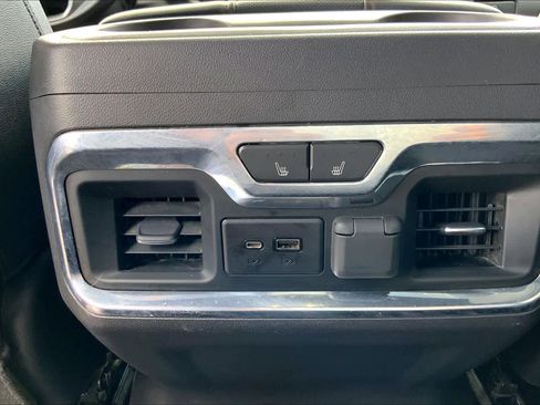 Used 2021 GMC Sierra 1500 AT4 w/ AT4 Premium Package AWD/4WD image 34