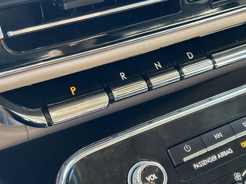 Used 2024 Lincoln Navigator Reserve image 31