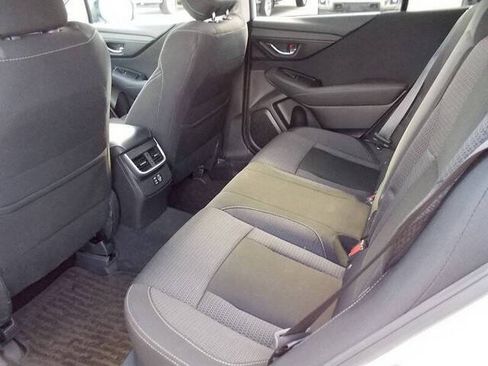 Used 2024 Subaru Outback Premium AWD/4WD image 12