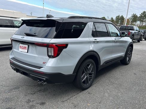 New 2026 Ford Explorer ST w/ Sun And Sound Package image 7