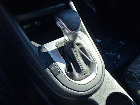 Used 2024 Kia Forte LXS image 13