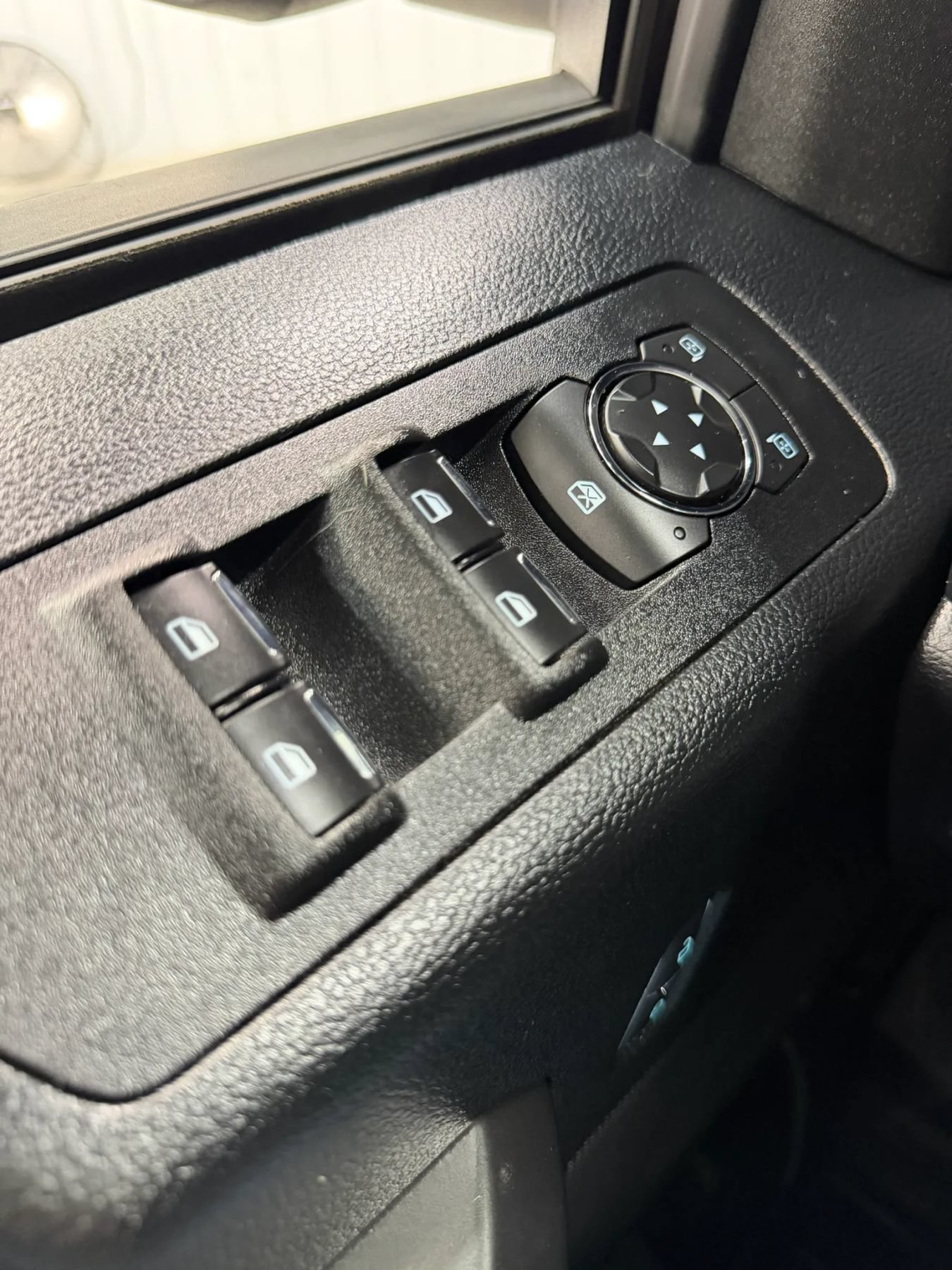 Used 2019 Ford F150 XLT w/ Equipment Group 302A Luxury AWD/4WD image 27