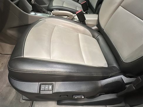 Used 2015 Buick Encore Leather w/ Experience Buick Package image 9