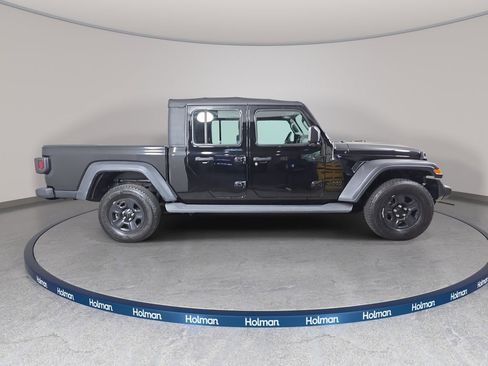 Used 2020 Jeep Gladiator Sport w/ Trailer Tow Package AWD/4WD image 5