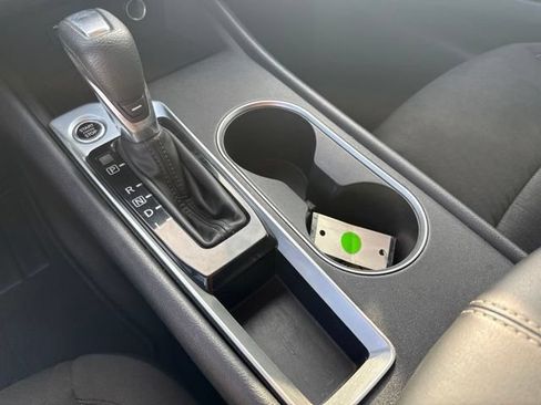 Used 2022 Nissan Altima 2.5 SV FWD image 30