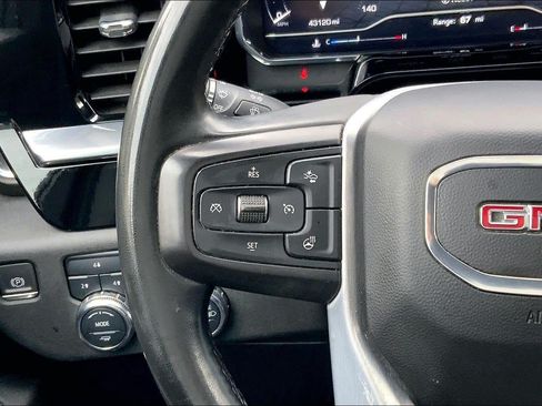 Used 2024 GMC Sierra 2500 SLE w/ SLE Value Package; AWD/4WD image 19