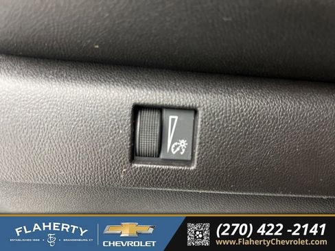 Used 2023 Chevrolet Colorado W/T image 21