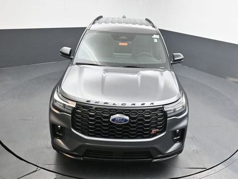 New 2026 Ford Explorer ST image 21
