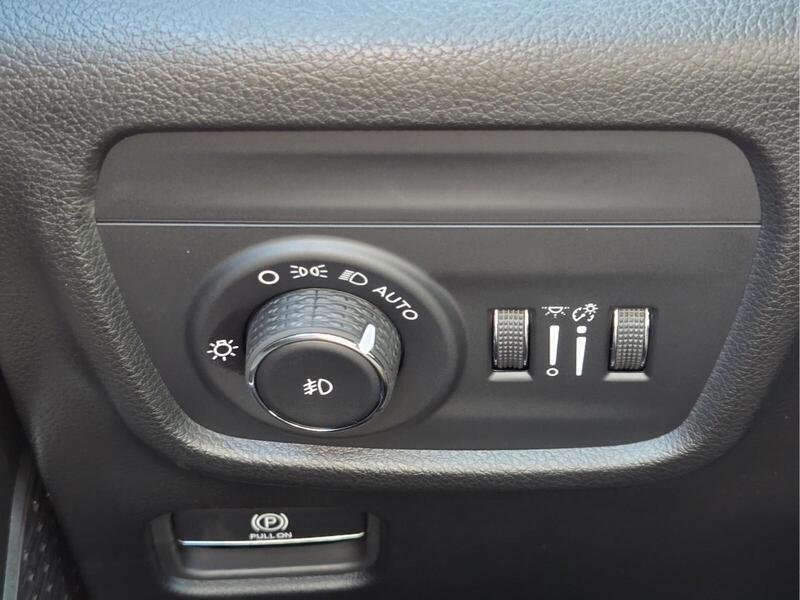 New 2027 Jeep Grand Cherokee Limited AWD/4WD image 29