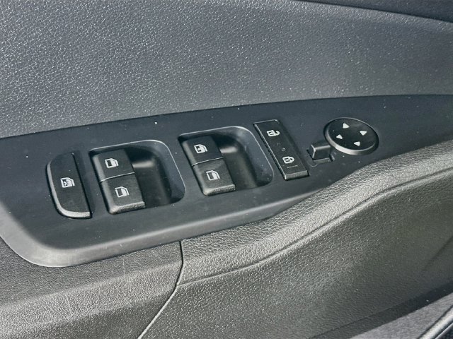 Used 2024 Kia Sportage LX AWD/4WD image 20