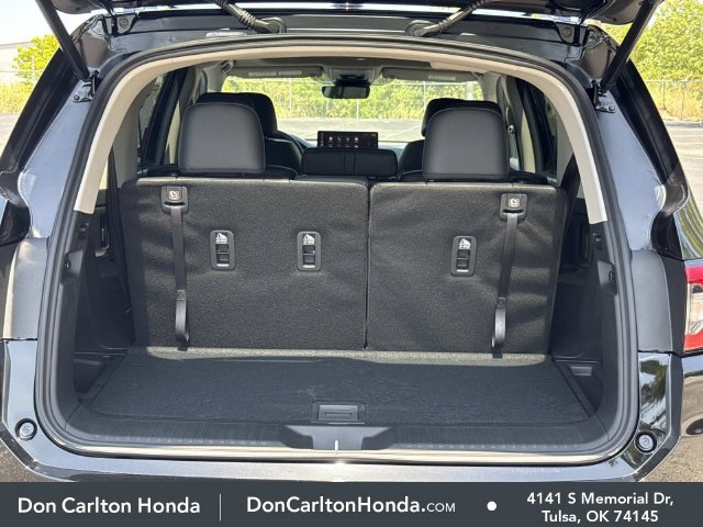 New 2026 Honda Pilot Touring image 8