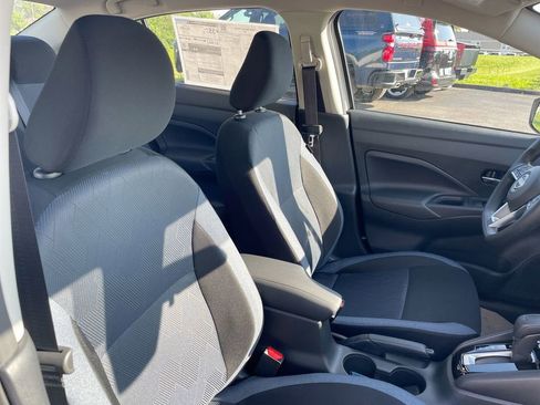 Certified 2025 Nissan Versa SV w/ Trunk Package image 62