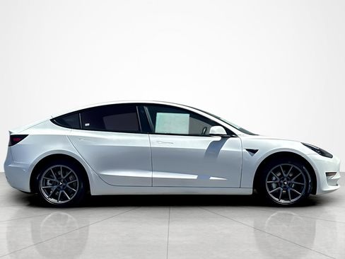 Used 2022 Tesla Model 3 Long Range AWD/4WD image 6