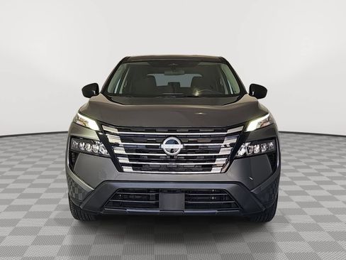 Certified 2024 Nissan Rogue S FWD image 3