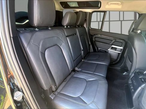 Used 2024 Land Rover Defender 110 S AWD/4WD image 27