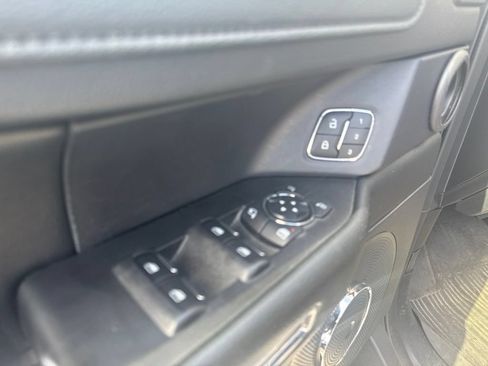 Used 2021 Ford Expedition Max XLT AWD/4WD image 10