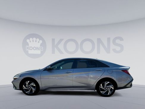 New 2025 Hyundai Elantra SEL w/ Cargo Package image 4