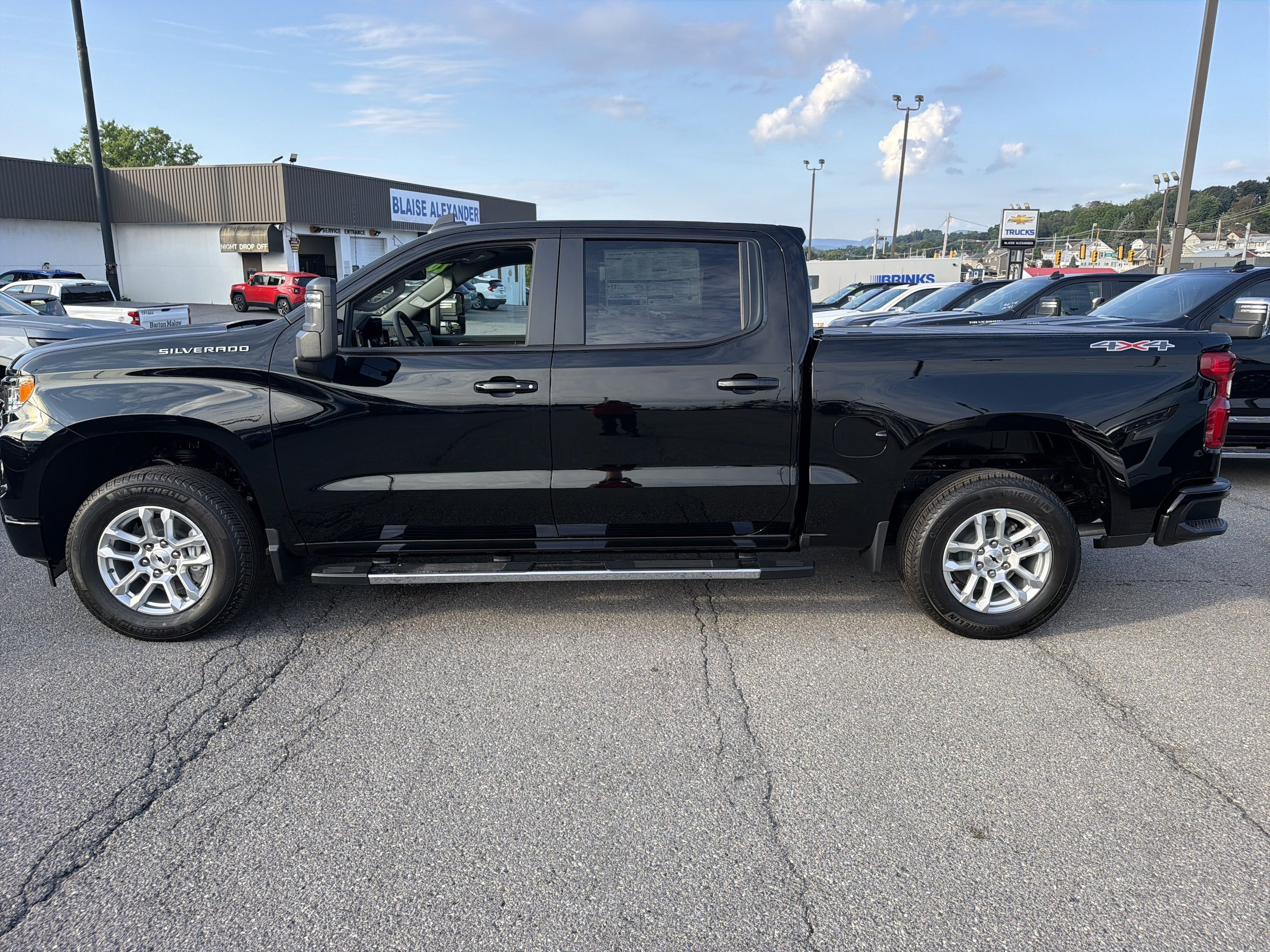 New 2026 Chevrolet Silverado 1500 RST w/ Convenience Package II AWD/4WD image 7