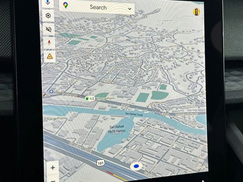 Used 2022 Polestar Polestar 2 image 20