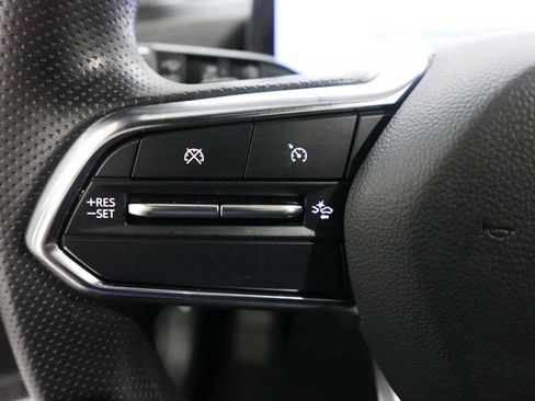 Used 2024 Honda Prologue EX image 17