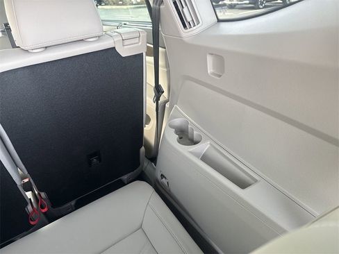 New 2026 Volkswagen Atlas SE image 33