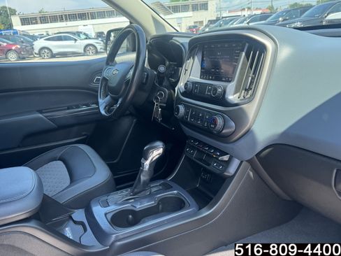 Used 2022 Chevrolet Colorado Z71 AWD/4WD image 29