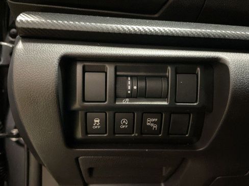 Used 2020 Subaru Crosstrek 2.0i Premium w/ Moonroof Package 2 image 33