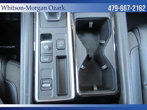 Used 2023 Nissan Pathfinder SL image 43