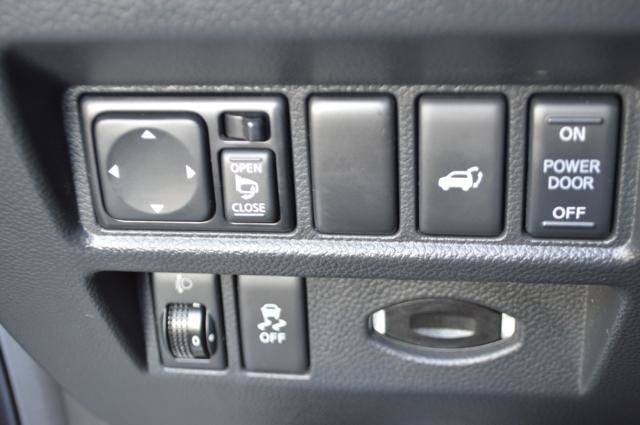 Used 2015 INFINITI QX70 AWD w/ Premium Package image 11
