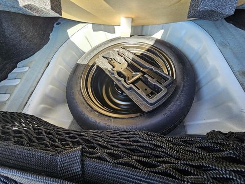 Used 2017 Nissan Maxima 3.5 S image 22