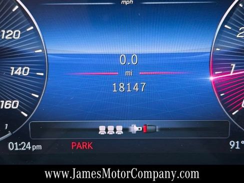 Certified 2025 Mercedes-Benz GLA 250 4MATIC image 17
