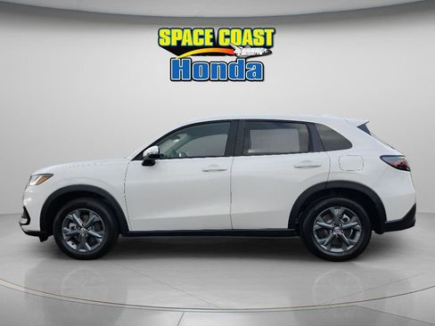 New 2026 Honda HR-V LX image 9