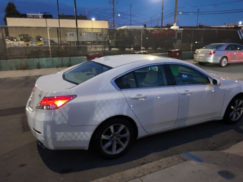 Used 2012 Acura TL image 4
