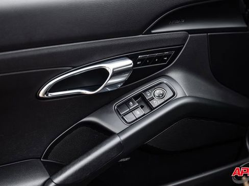 Used 2017 Porsche 718 Cayman image 71