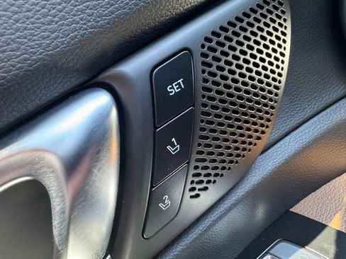 Used 2021 Kia Telluride SX w/ SX Prestige Package image 43