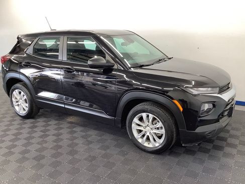 Used 2023 Chevrolet TrailBlazer LS FWD image 23