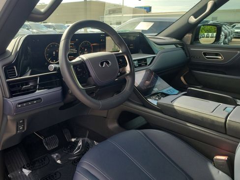 New 2026 INFINITI QX80 4WD image 21