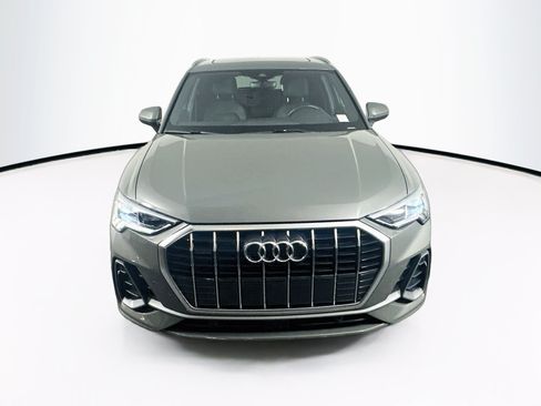 Used 2025 Audi Q3 2.0T Premium AWD/4WD image 2