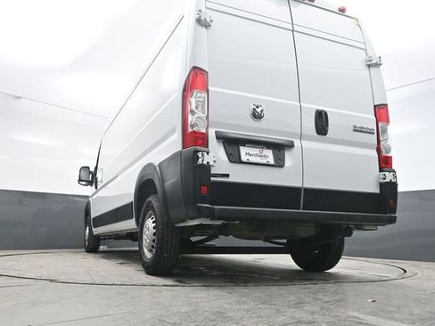 Used 2024 RAM ProMaster 2500 w/ Convenience Group FWD image 21