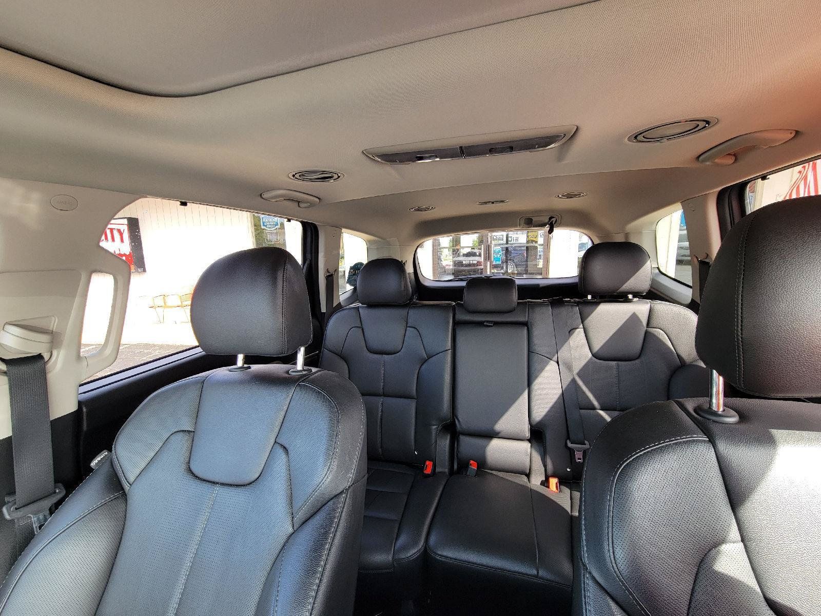 Used 2020 Kia Telluride EX AWD/4WD image 25