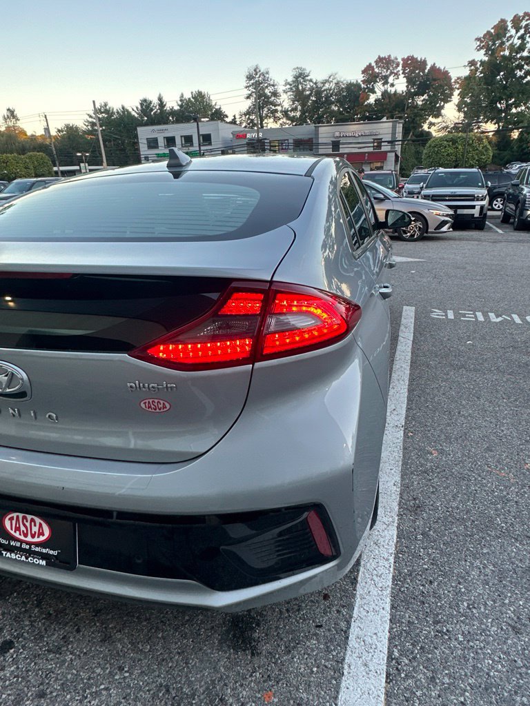 Used 2019 Hyundai Ioniq Limited w/ Ultimate Package 02 FWD image 6