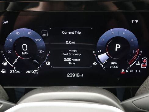 Used 2025 GMC Yukon XL Denali image 19