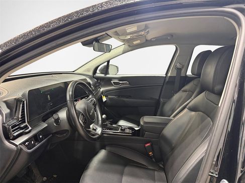 Certified 2023 Kia Sportage EX image 12