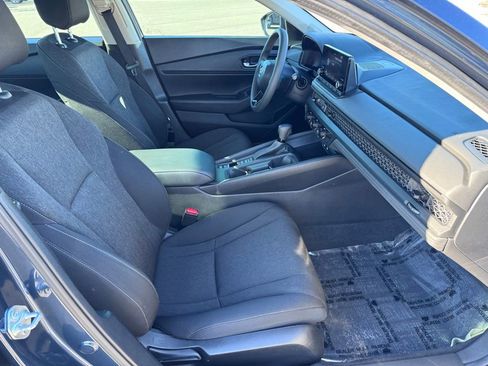 Used 2024 Honda Accord EX image 27