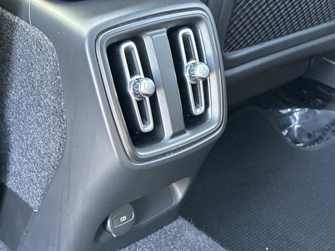 Certified 2023 Volvo C40 P8 Recharge Plus image 22